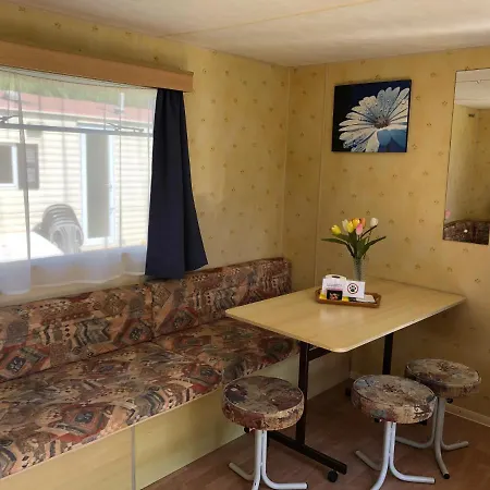 Eifellux Kemp Korperich