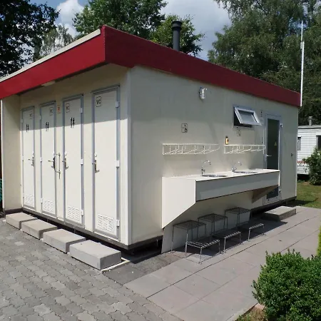 Eifellux مكان تخييم Korperich