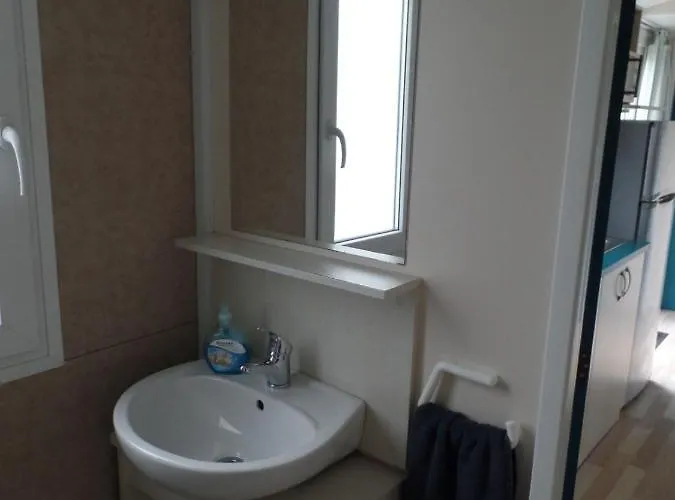 キャンプ場 Eifellux Körperich