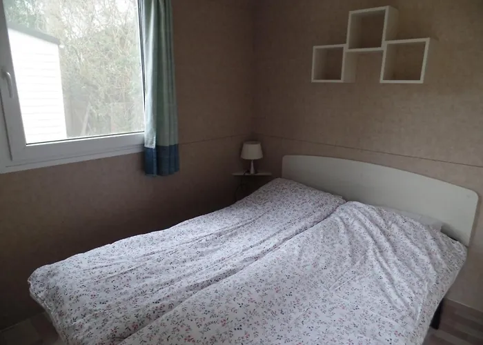 Eifellux キャンプ場