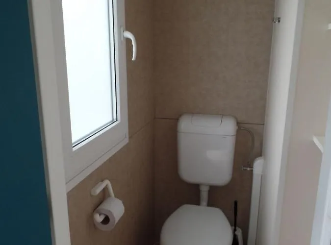 Eifellux キャンプ場